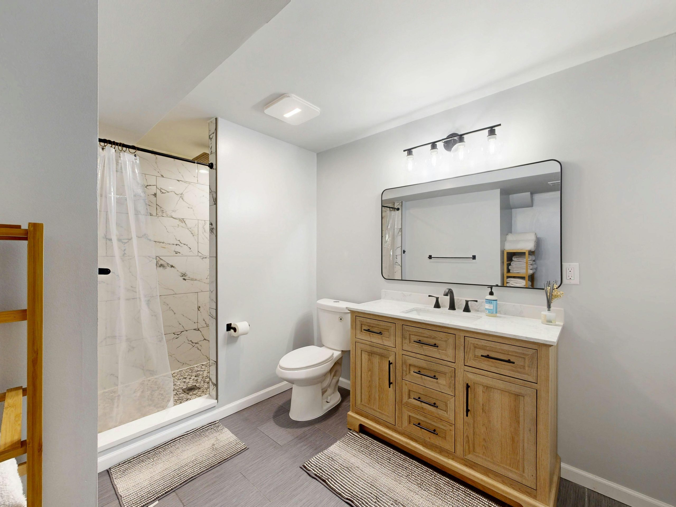 Lake forest modern bathroom Lake forest modern bathroom